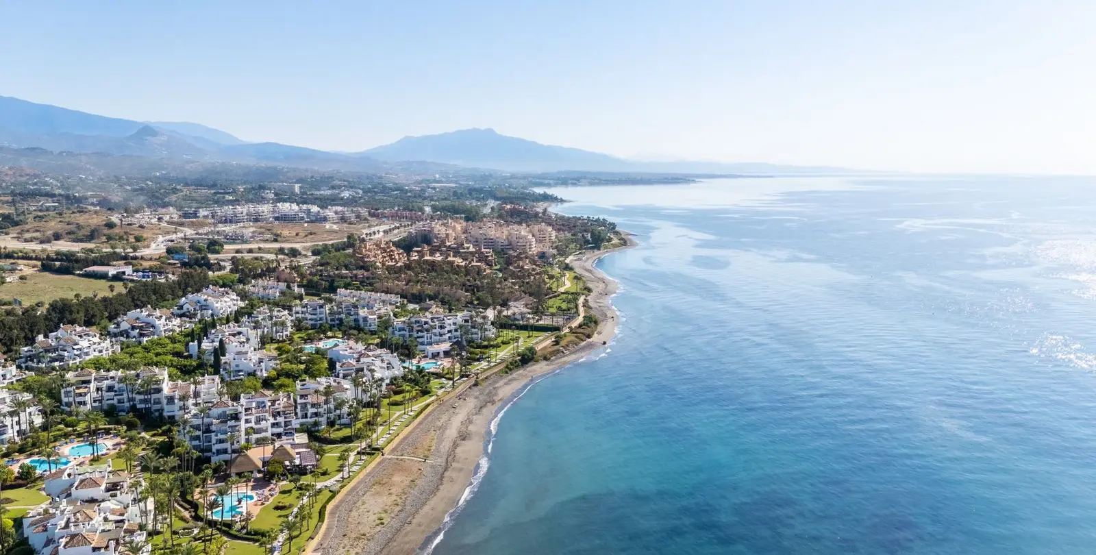 Sale of ground floor apartment in Estepona 25