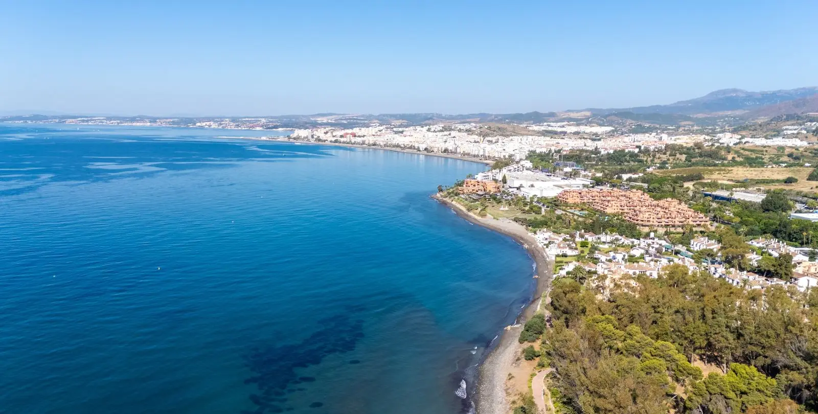 Sale of ground floor apartment in Estepona 26