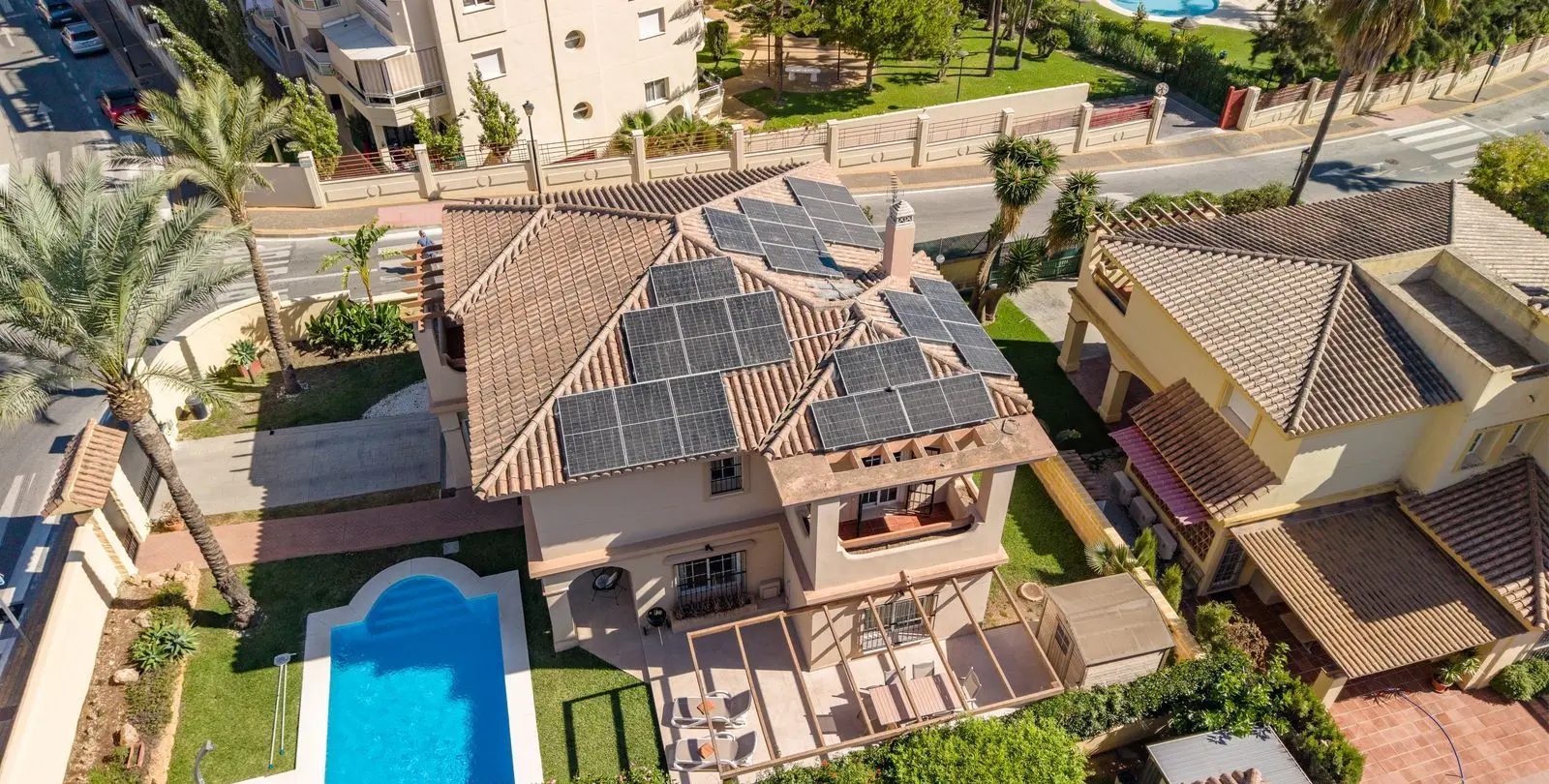 Sale of detached villa in La Cala Hills 55