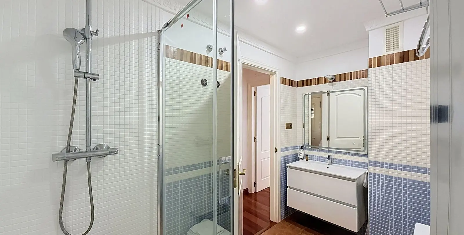 Venta de ático dúplex en Málaga Centro 36