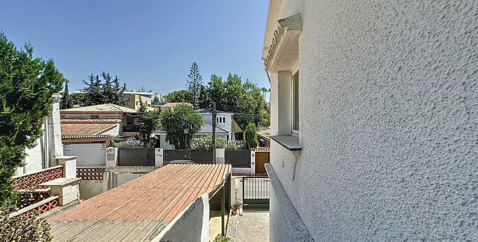 Sale of detached villa in Nueva Andalucía 24