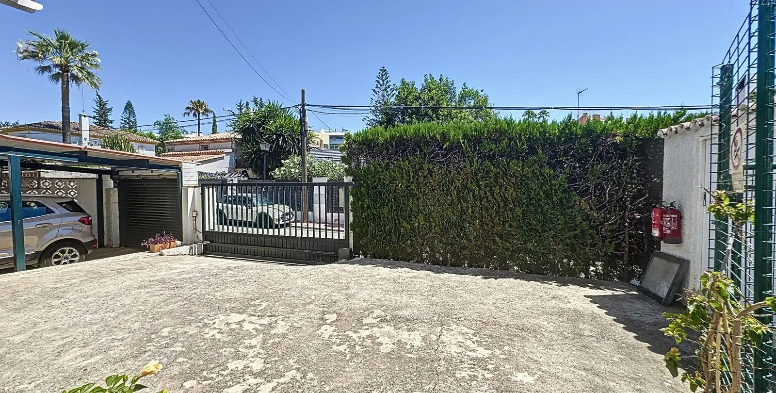 Sale of detached villa in Nueva Andalucía 30
