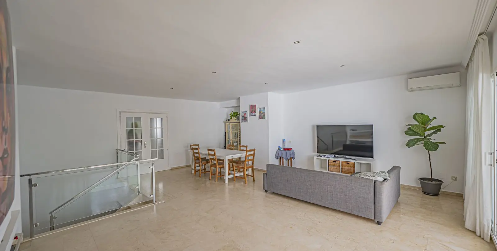 Sale of ground floor apartment in Río Real 12