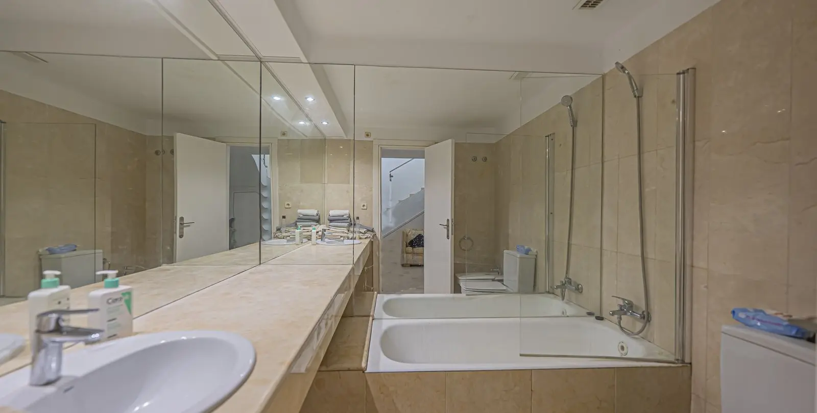 Sale of ground floor apartment in Río Real 19