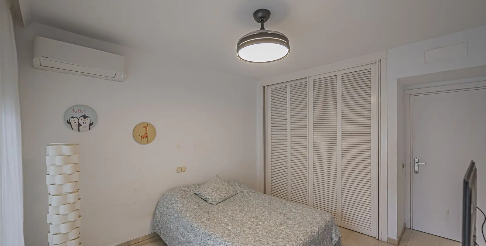 Sale of ground floor apartment in Río Real 34