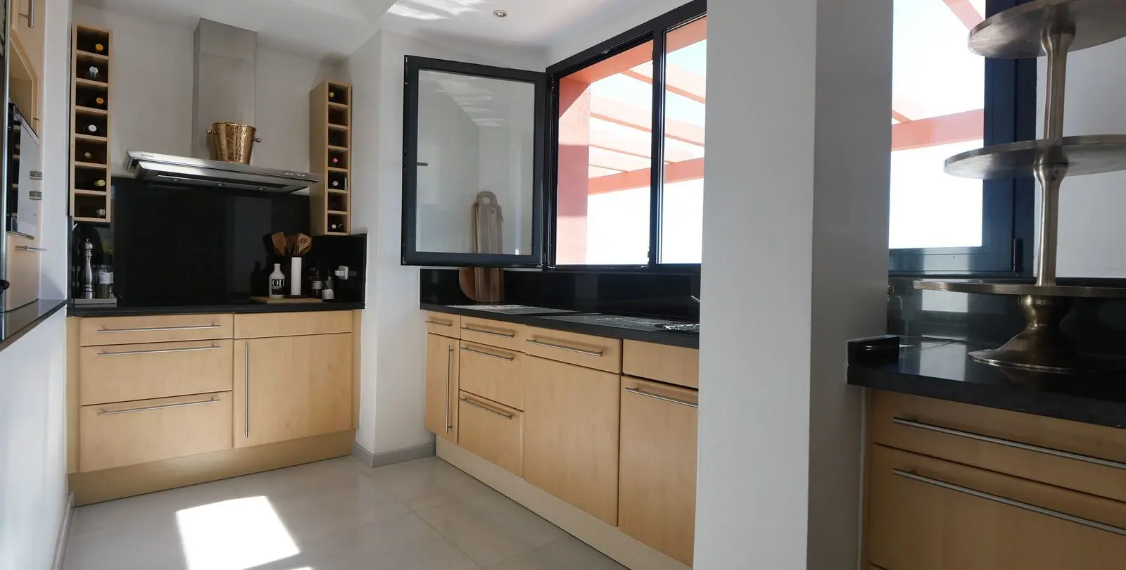 Venta de ático dúplex en Calahonda 30