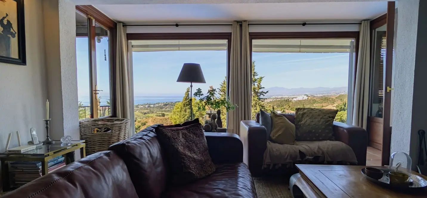 Sale of detached villa in El Rosario 4