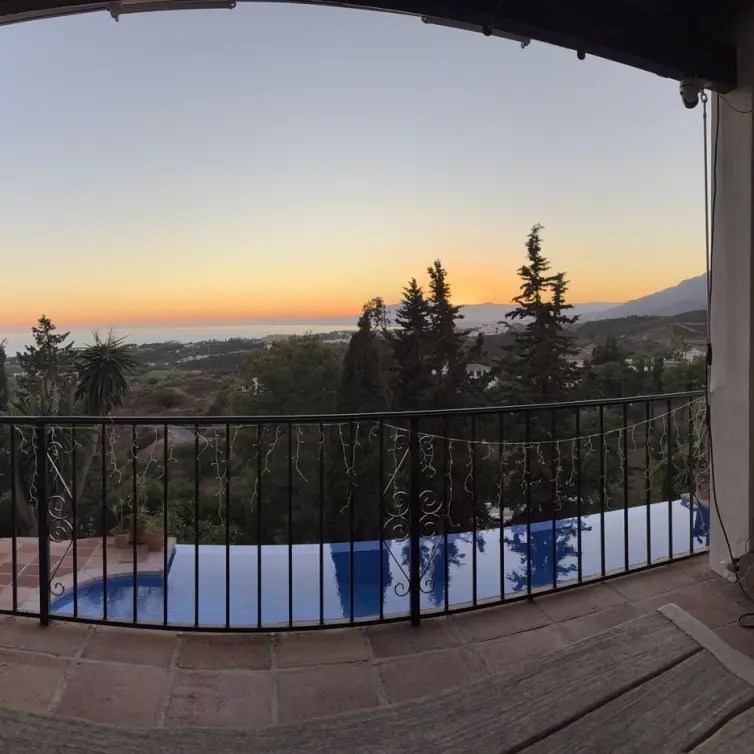 Venta de villa independiente en El Rosario