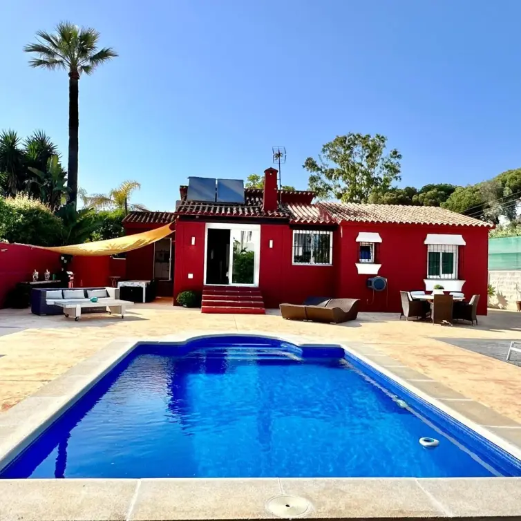 Venta de villa independiente en Marbella