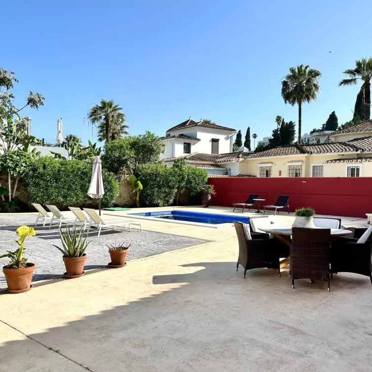 Venta de villa independiente en Marbella