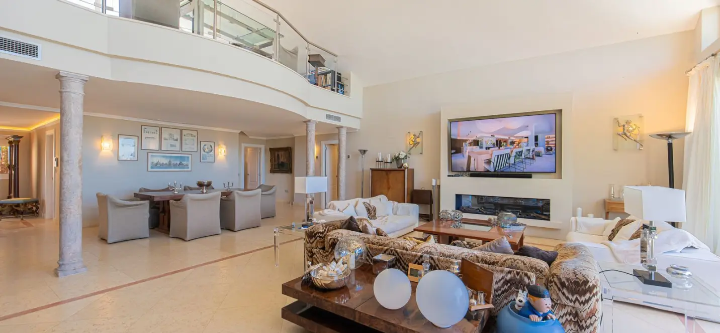 Venta de ático dúplex en Nueva Andalucía 3