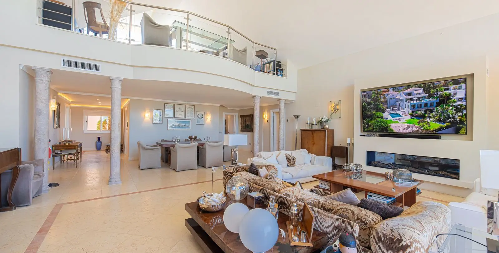 Venta de ático dúplex en Nueva Andalucía 5