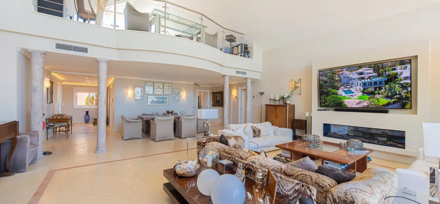 Venta de ático dúplex en Nueva Andalucía 4