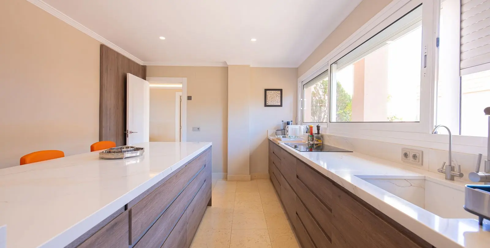 Venta de ático dúplex en Nueva Andalucía 13