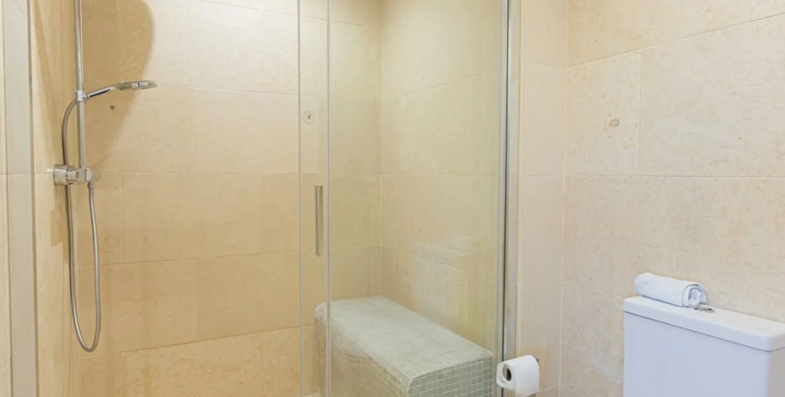 Venta de ático dúplex en Nueva Andalucía 30