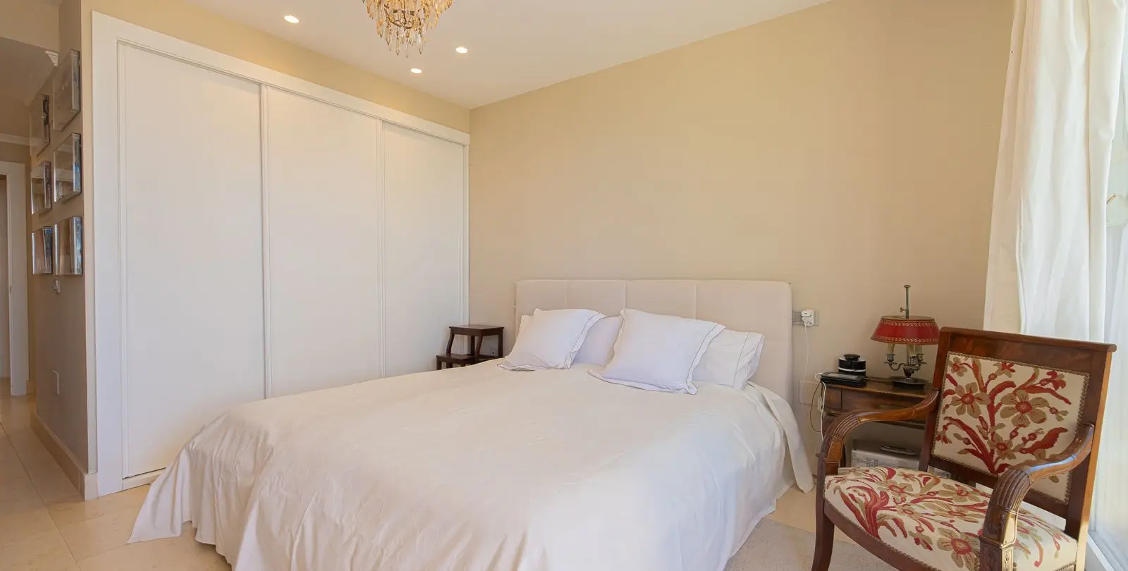 Venta de ático dúplex en Nueva Andalucía 43