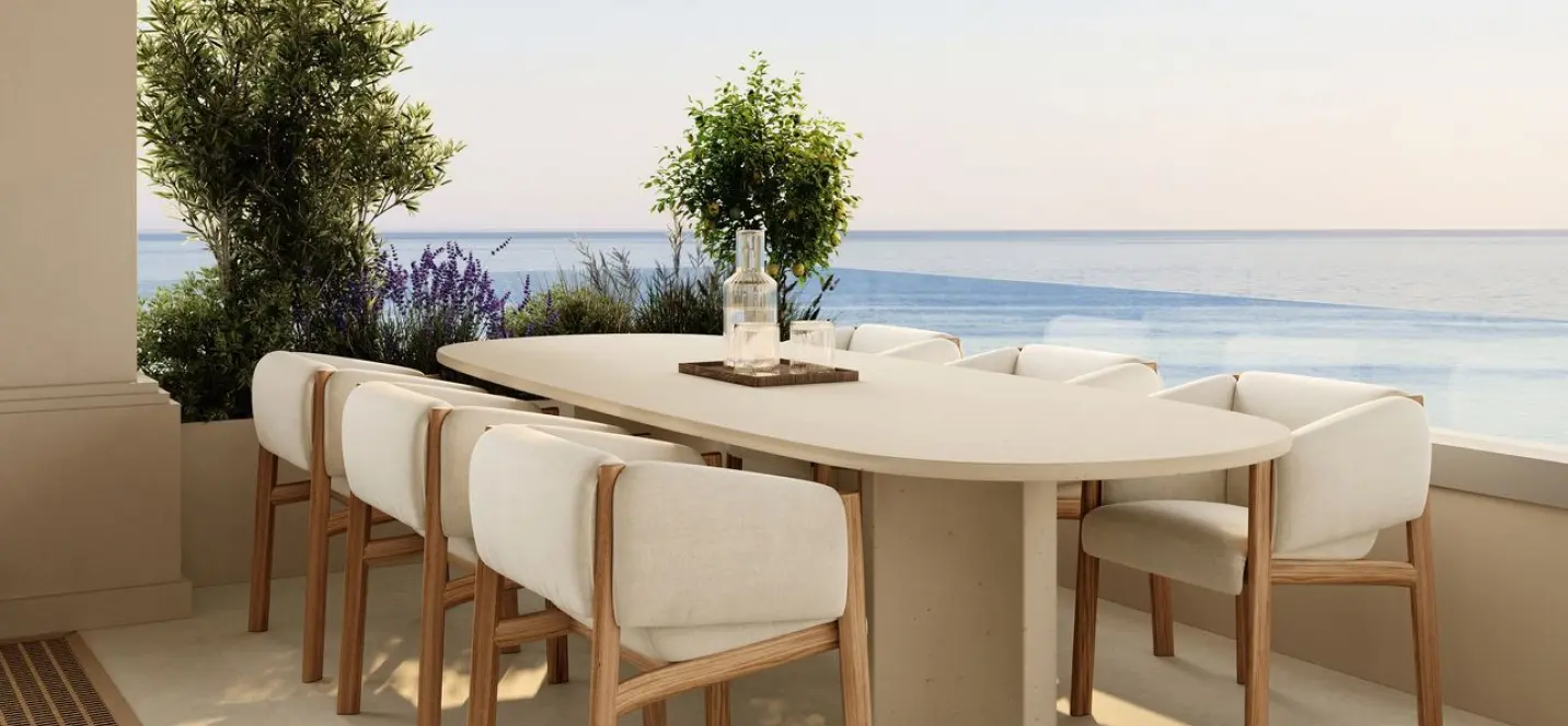 Venta de apartamento en planta media en New Golden Mile 3