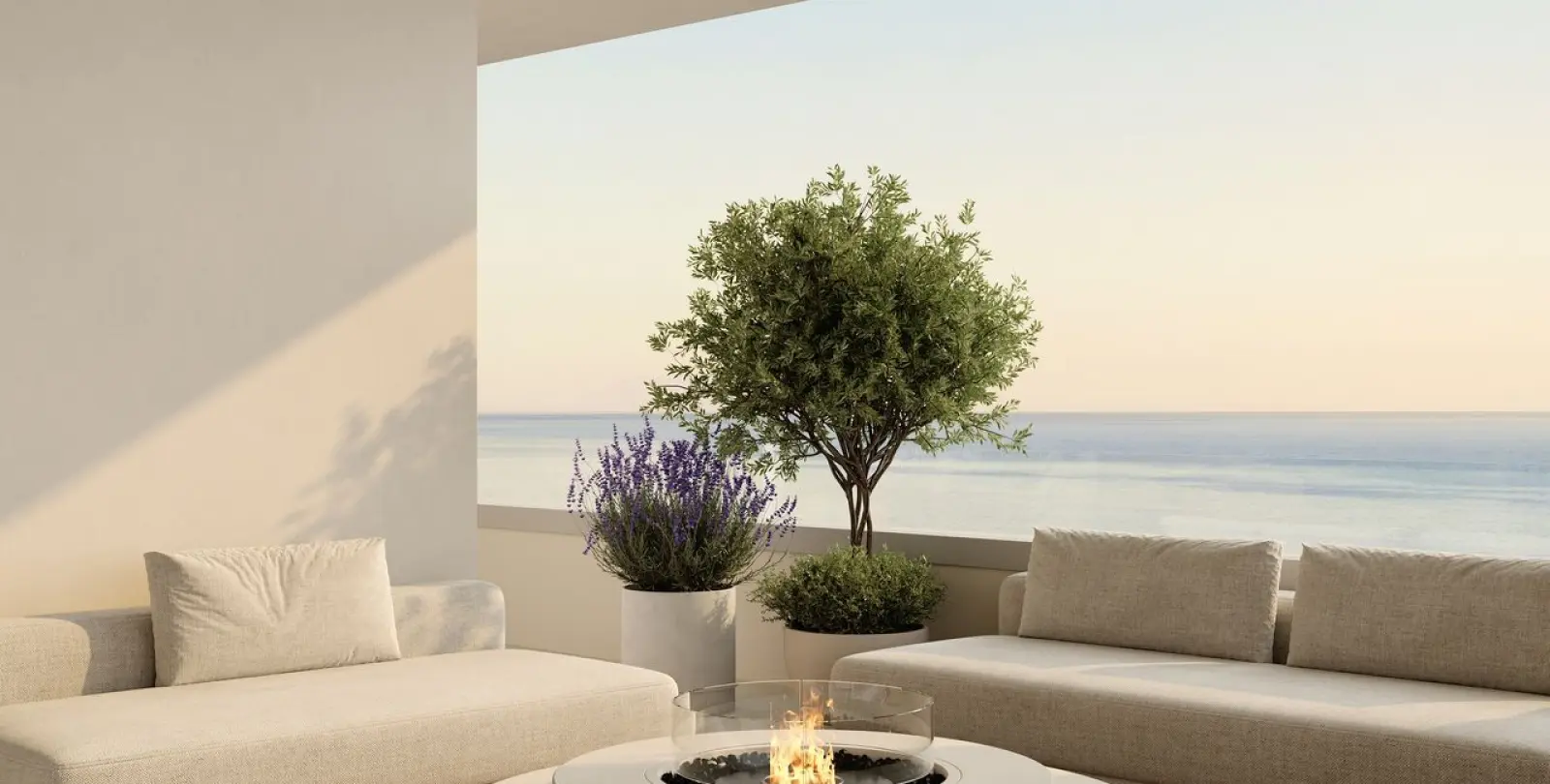 Venta de apartamento en planta media en New Golden Mile 5