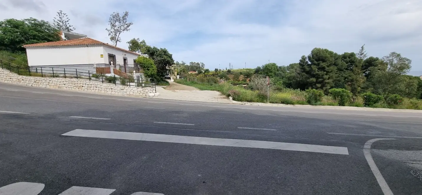 Venta de parcela residencial en Mijas 1