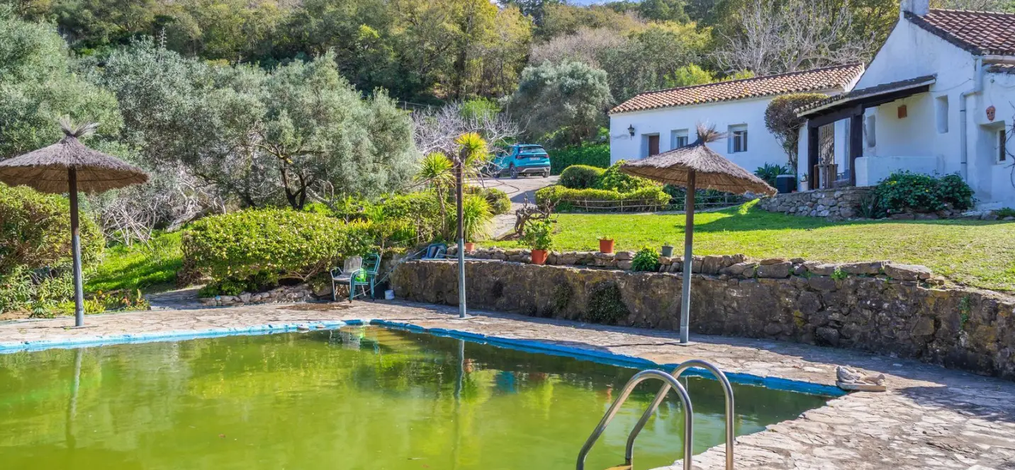 Venta de villa independiente en Casares 1