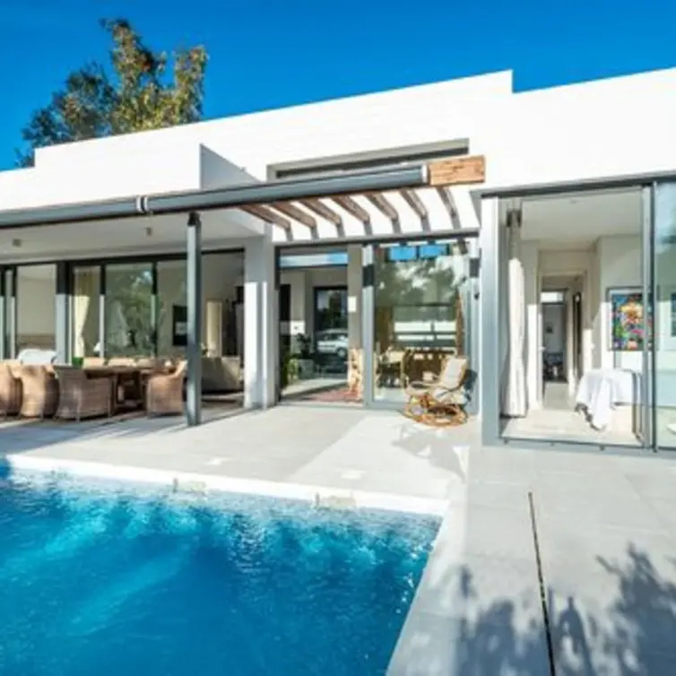 Venta de villa independiente en Atalaya