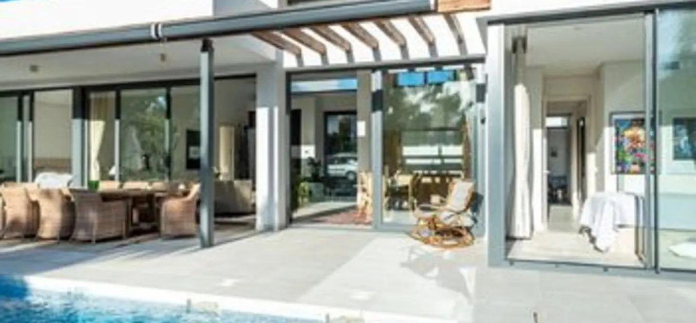 Venta de villa independiente en Atalaya 1