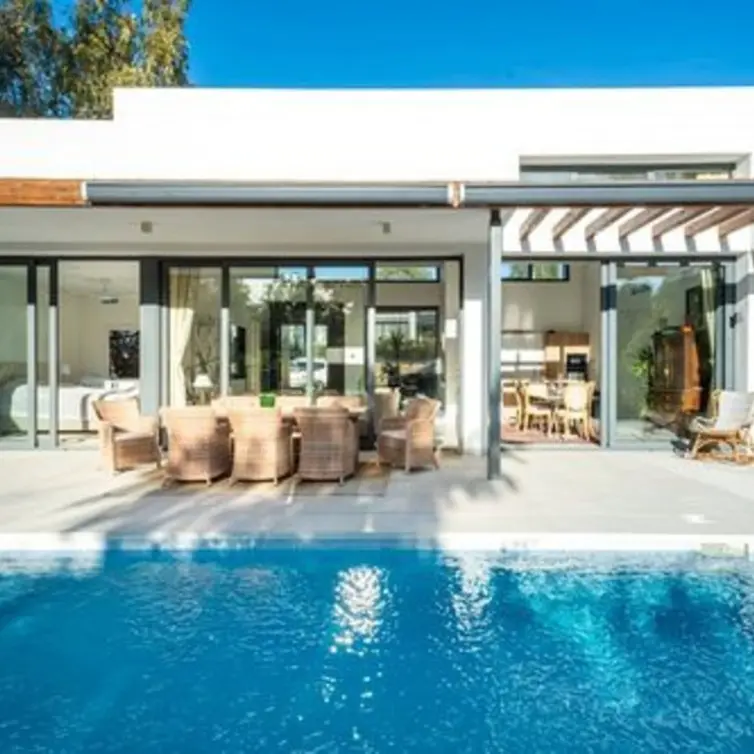 Venta de villa independiente en Atalaya