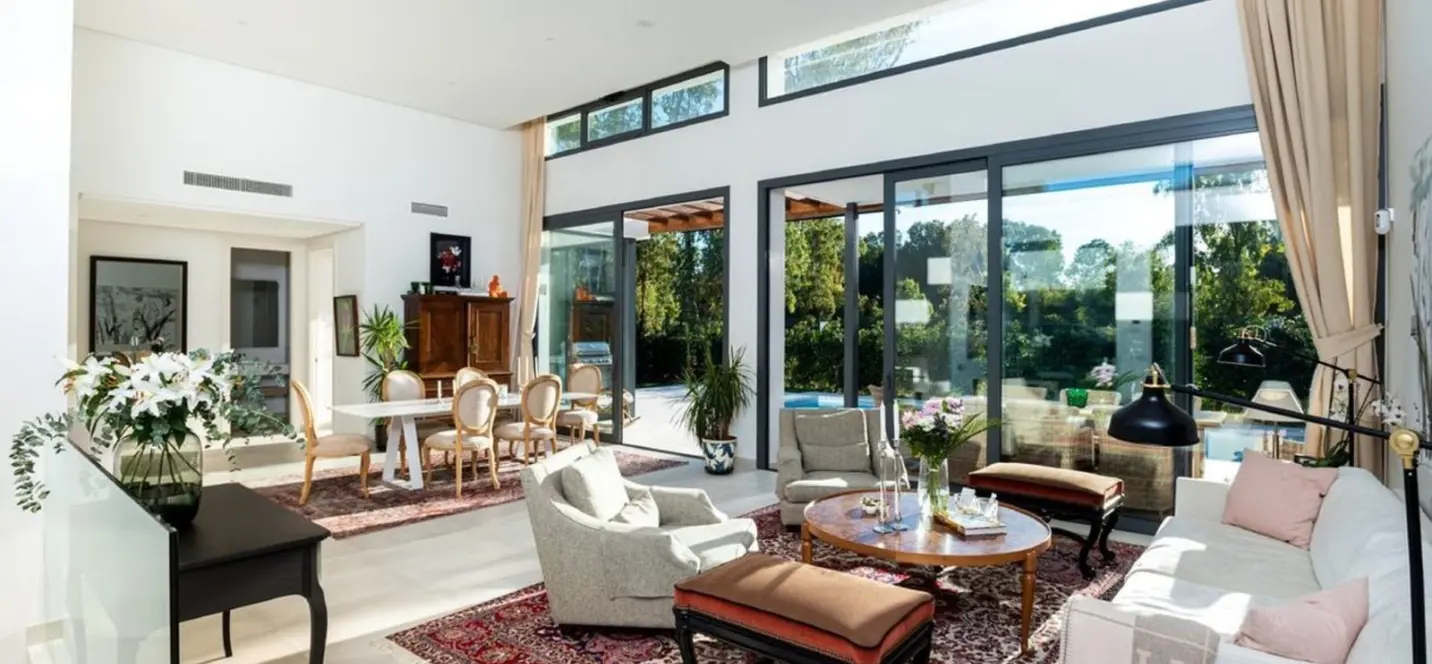 Venta de villa independiente en Atalaya 4