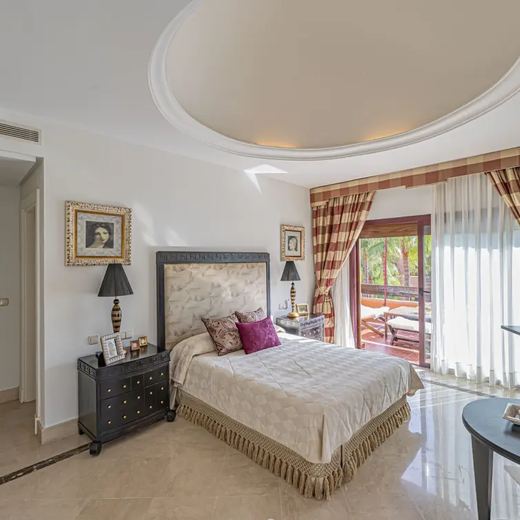 Venta de ático en Puerto Banús