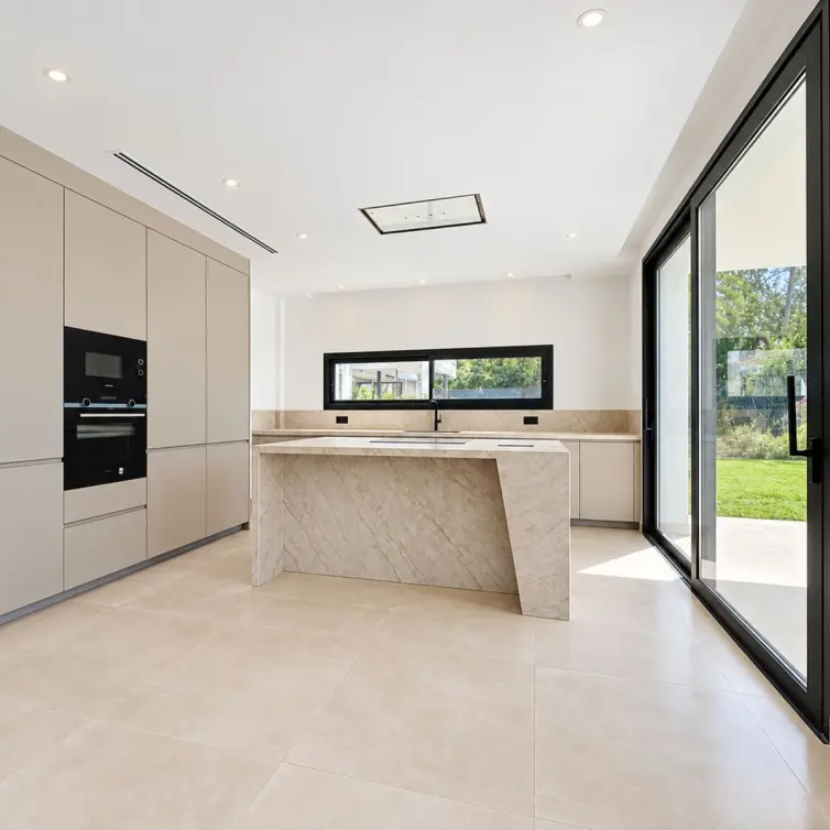 Venta de villa independiente en Nagüeles