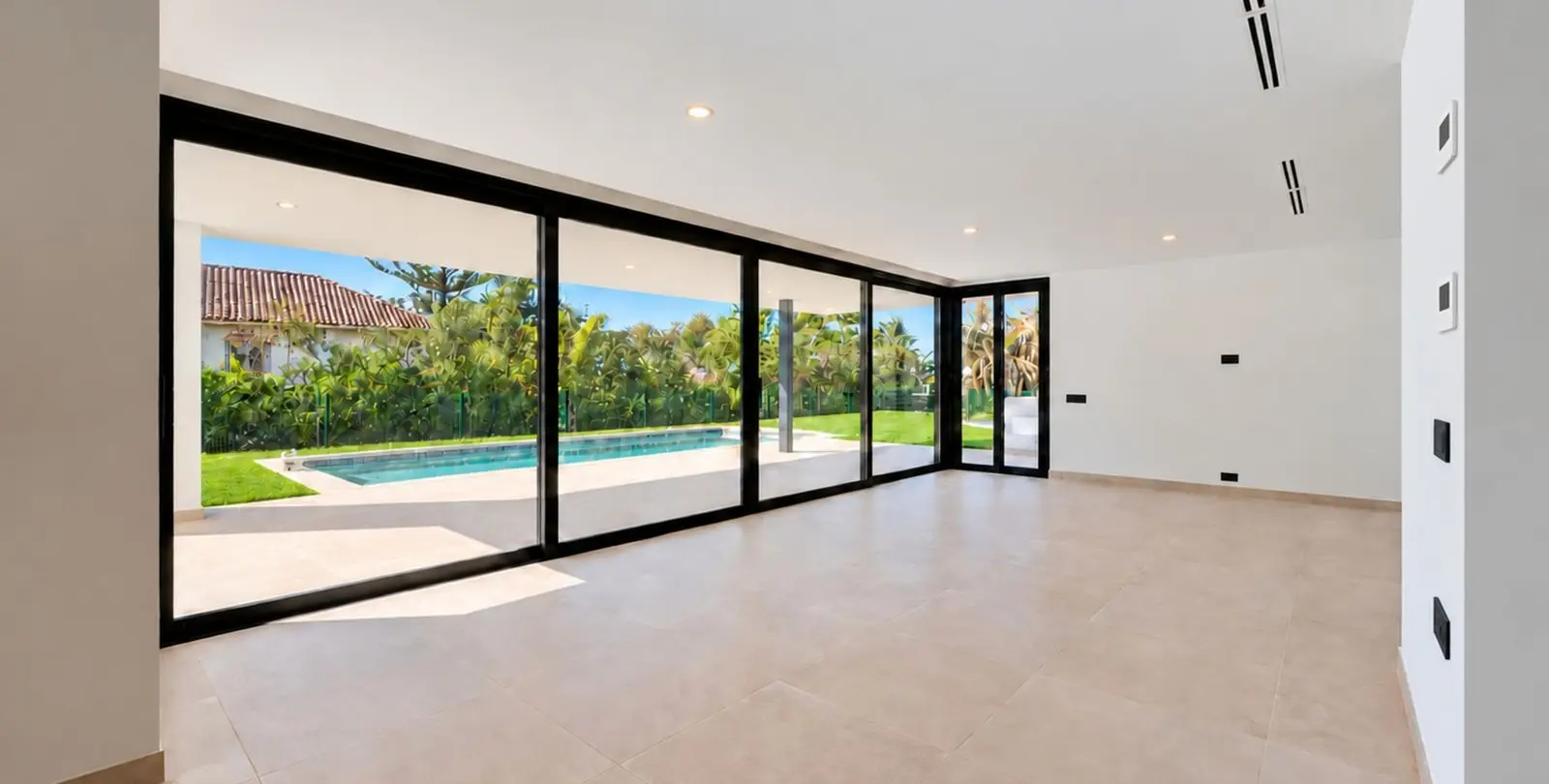 Venta de villa independiente en Nagüeles 7