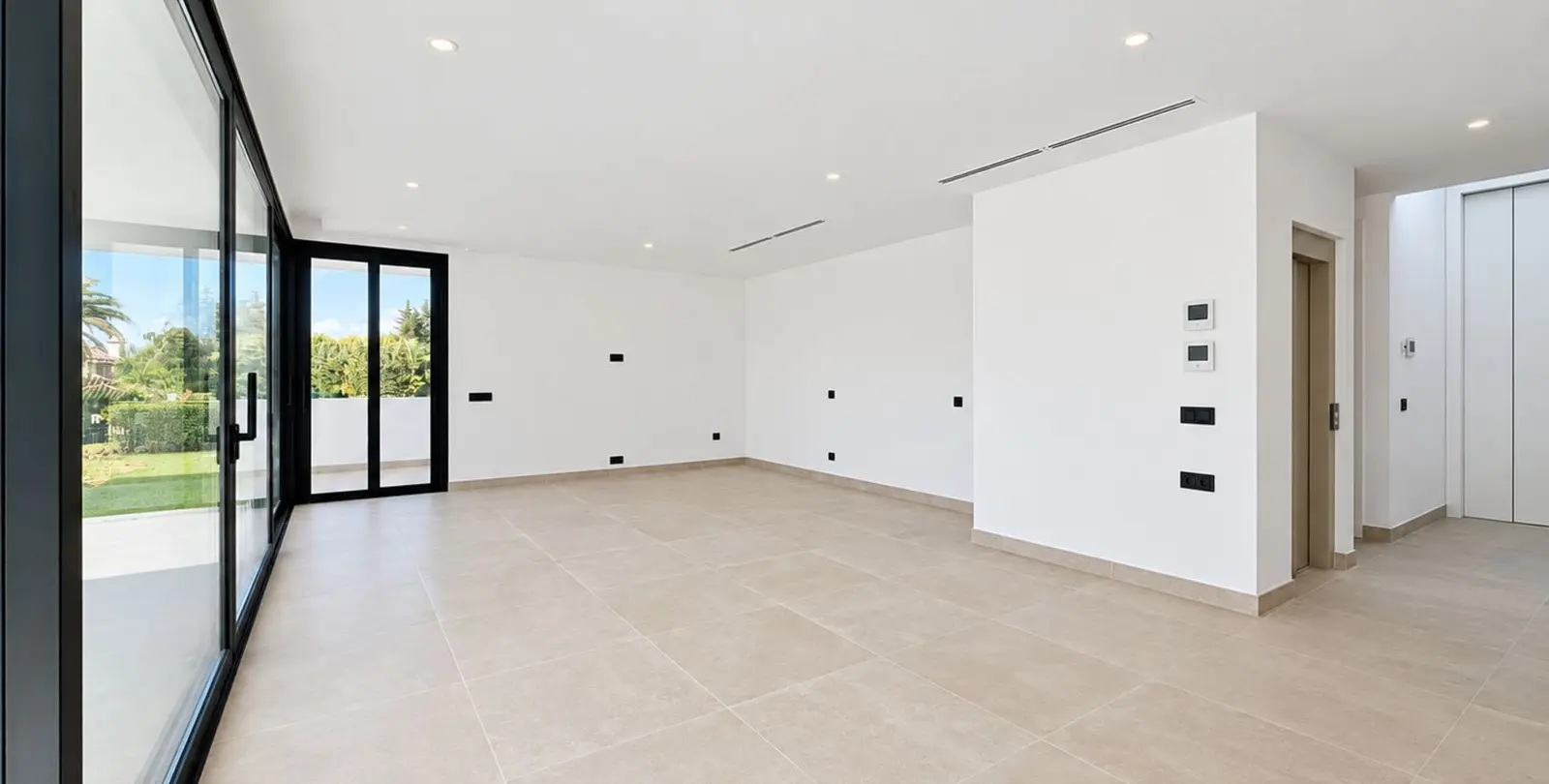 Venta de villa independiente en Nagüeles 8
