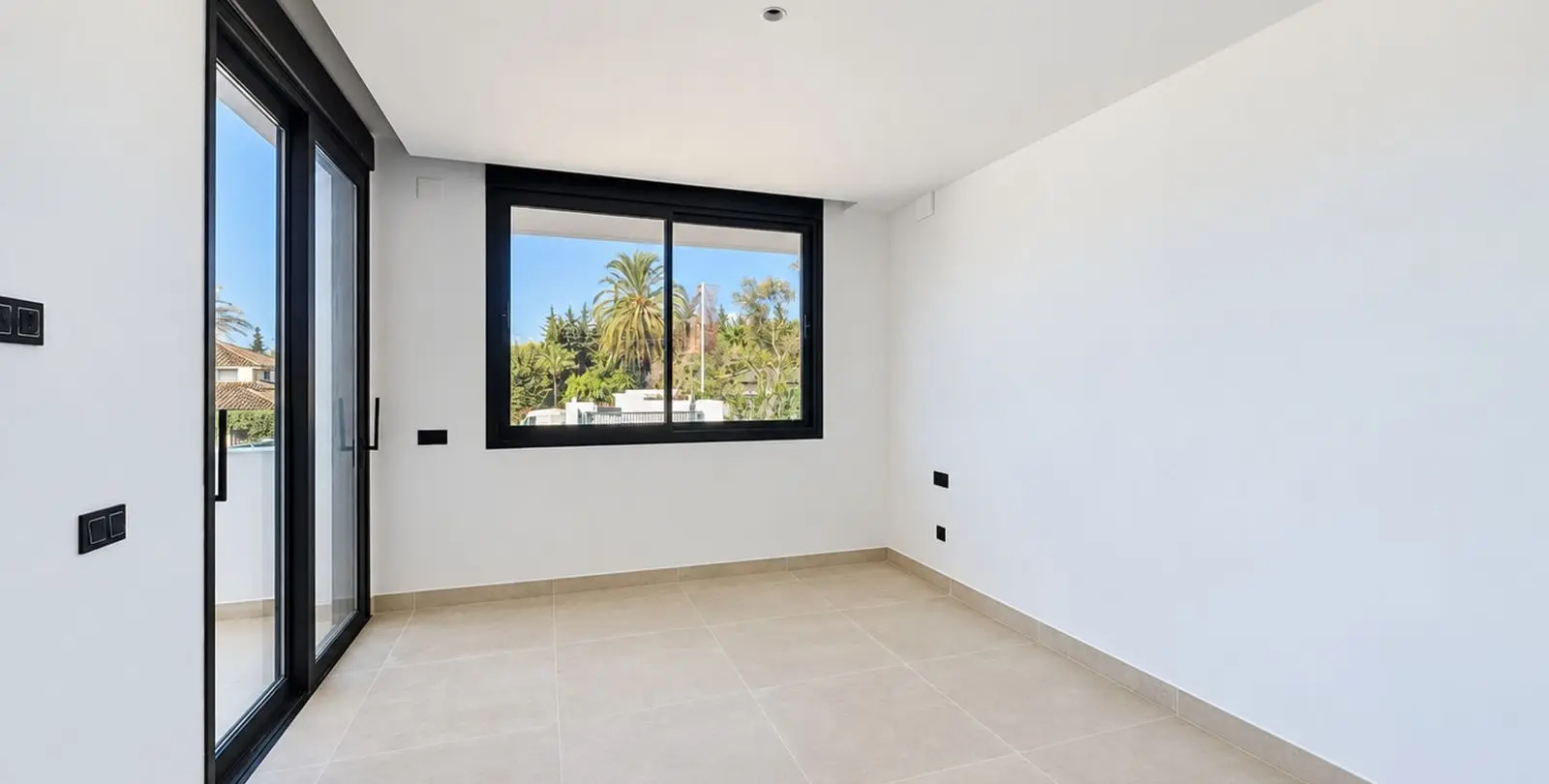 Venta de villa independiente en Nagüeles 15