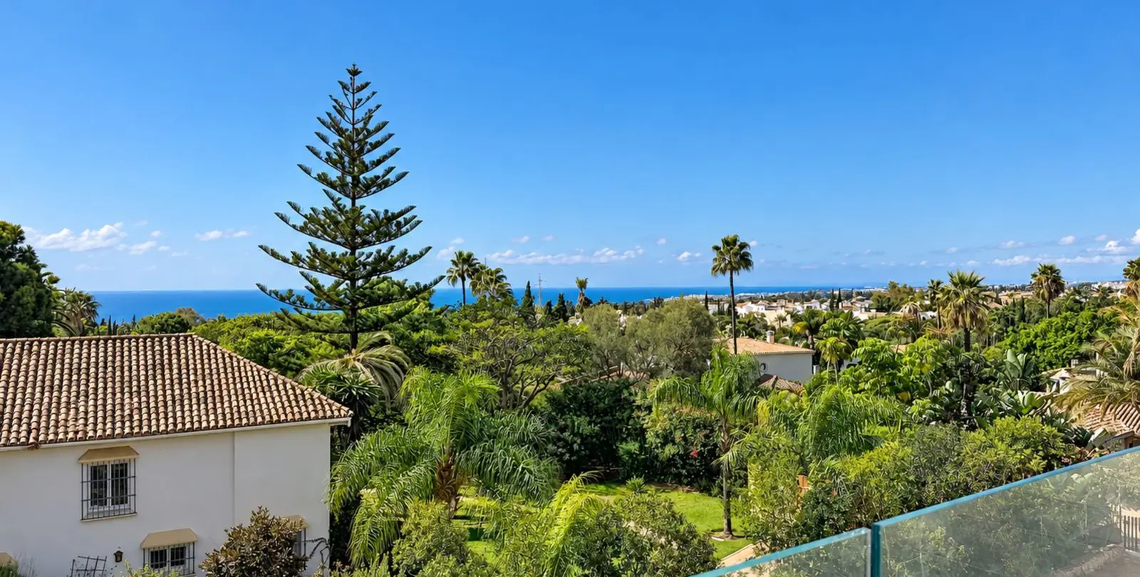 Venta de villa independiente en Nagüeles 28