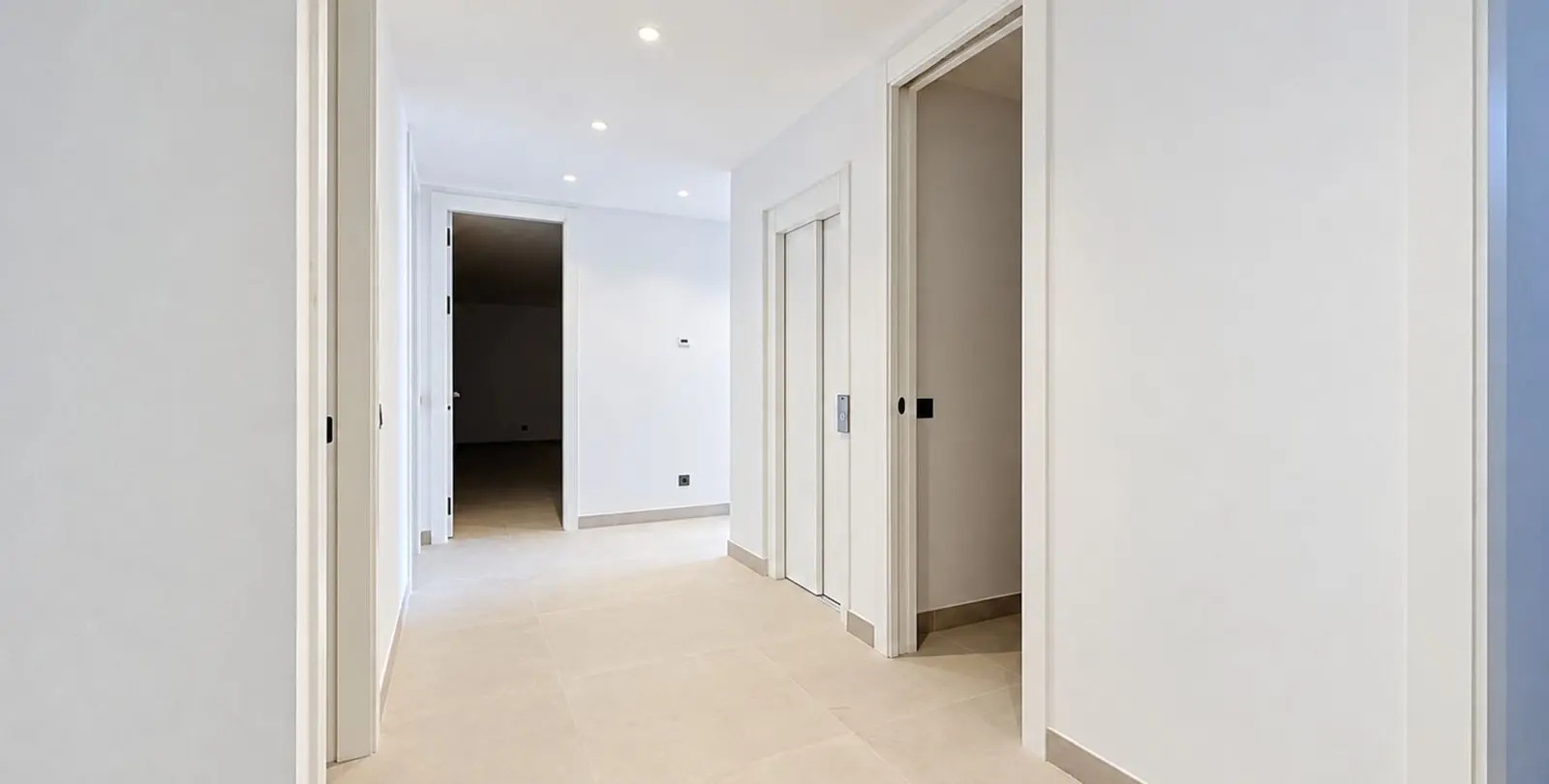 Venta de villa independiente en Nagüeles 35