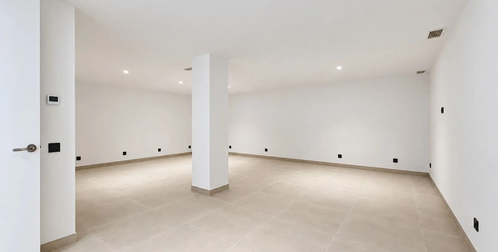 Venta de villa independiente en Nagüeles 47