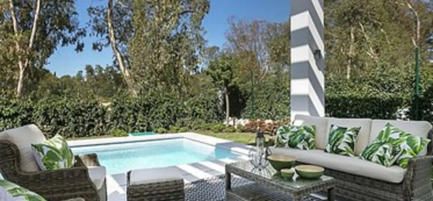 Venta de villa independiente en Atalaya 1
