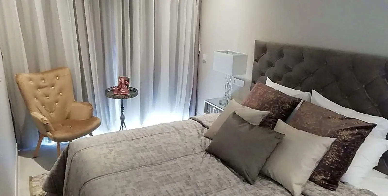 Venta de villa independiente en Atalaya 8