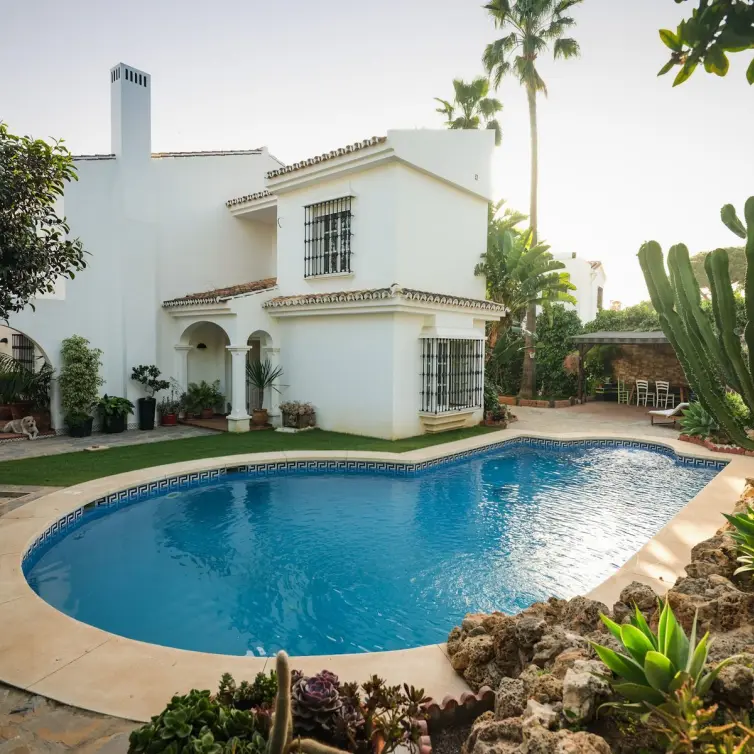 Venta de villa independiente en Málaga Este