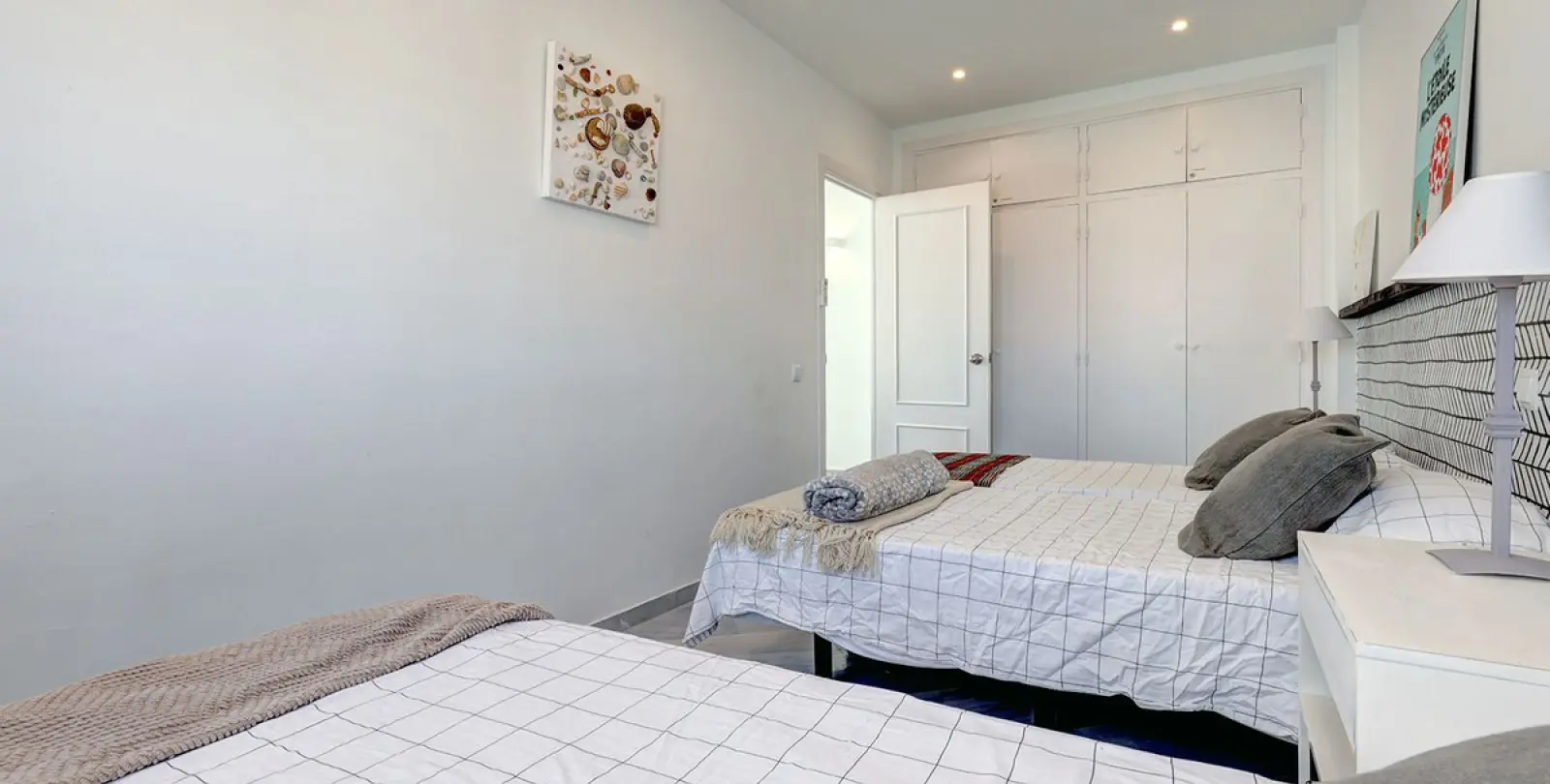 Alquiler a largo plazo de casa pareada en Atalaya 34