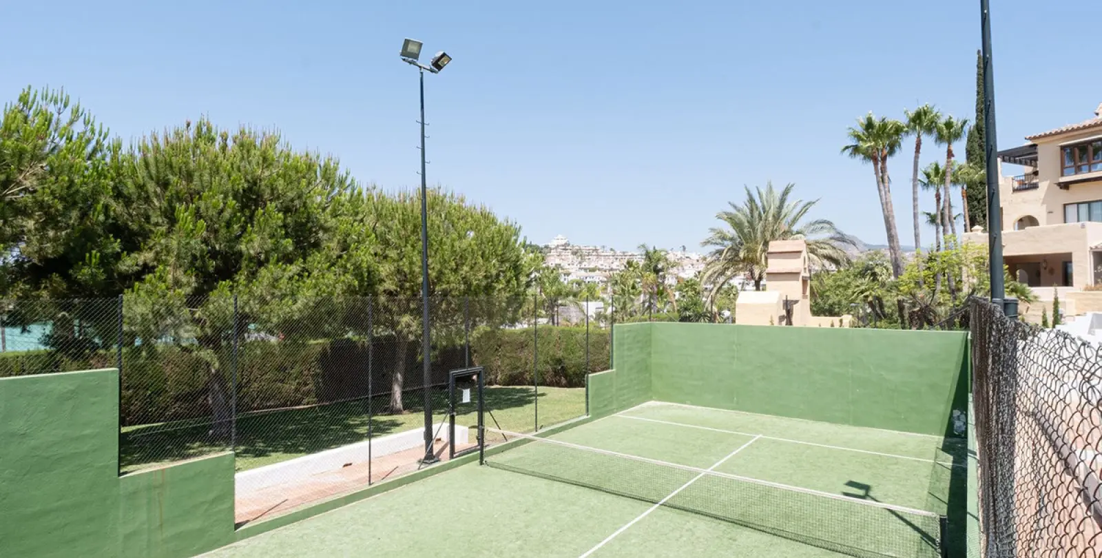 Alquiler a largo plazo de casa pareada en Atalaya 43
