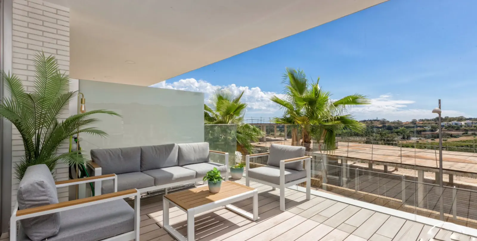 Long-term rent of townhouse in Cancelada 10