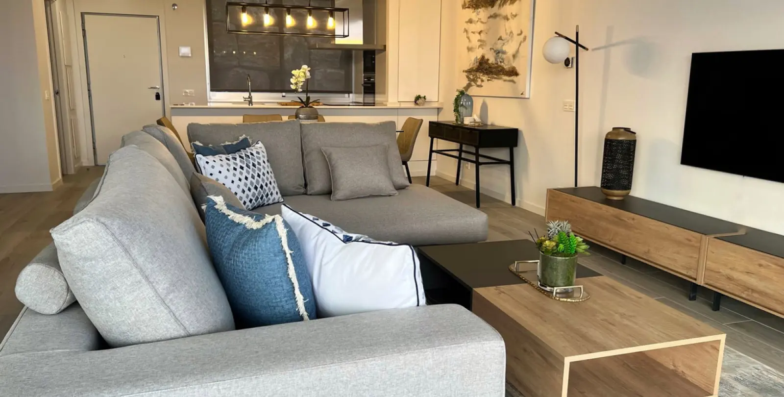 Long-term rent of townhouse in Cancelada 12