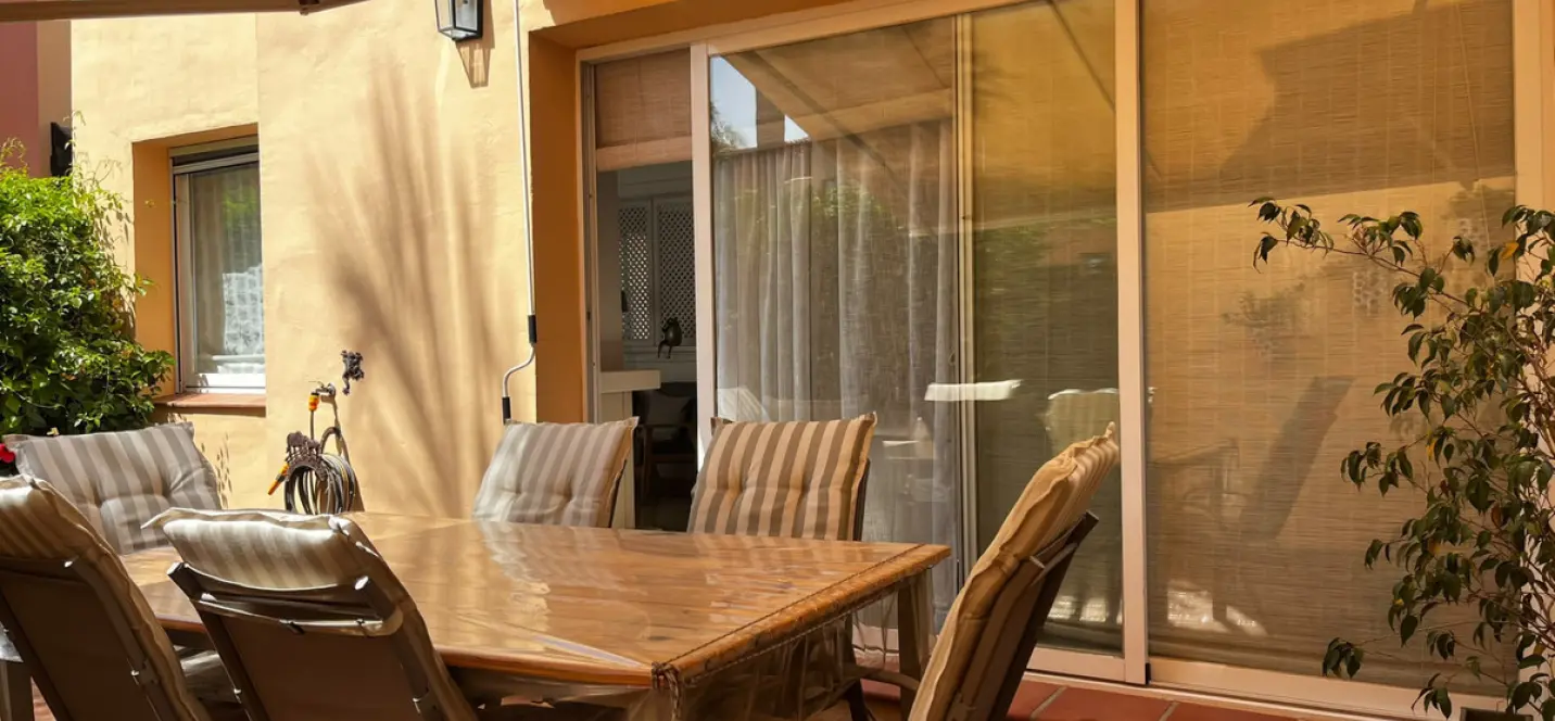 Long-term rent of townhouse in Nueva Andalucía 2