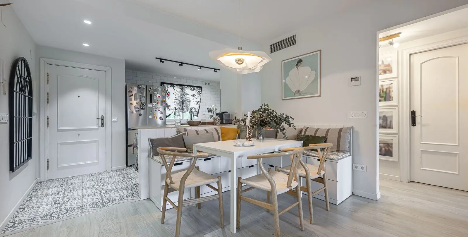 Sale of middle floor apartment in Guadalmina Alta 6