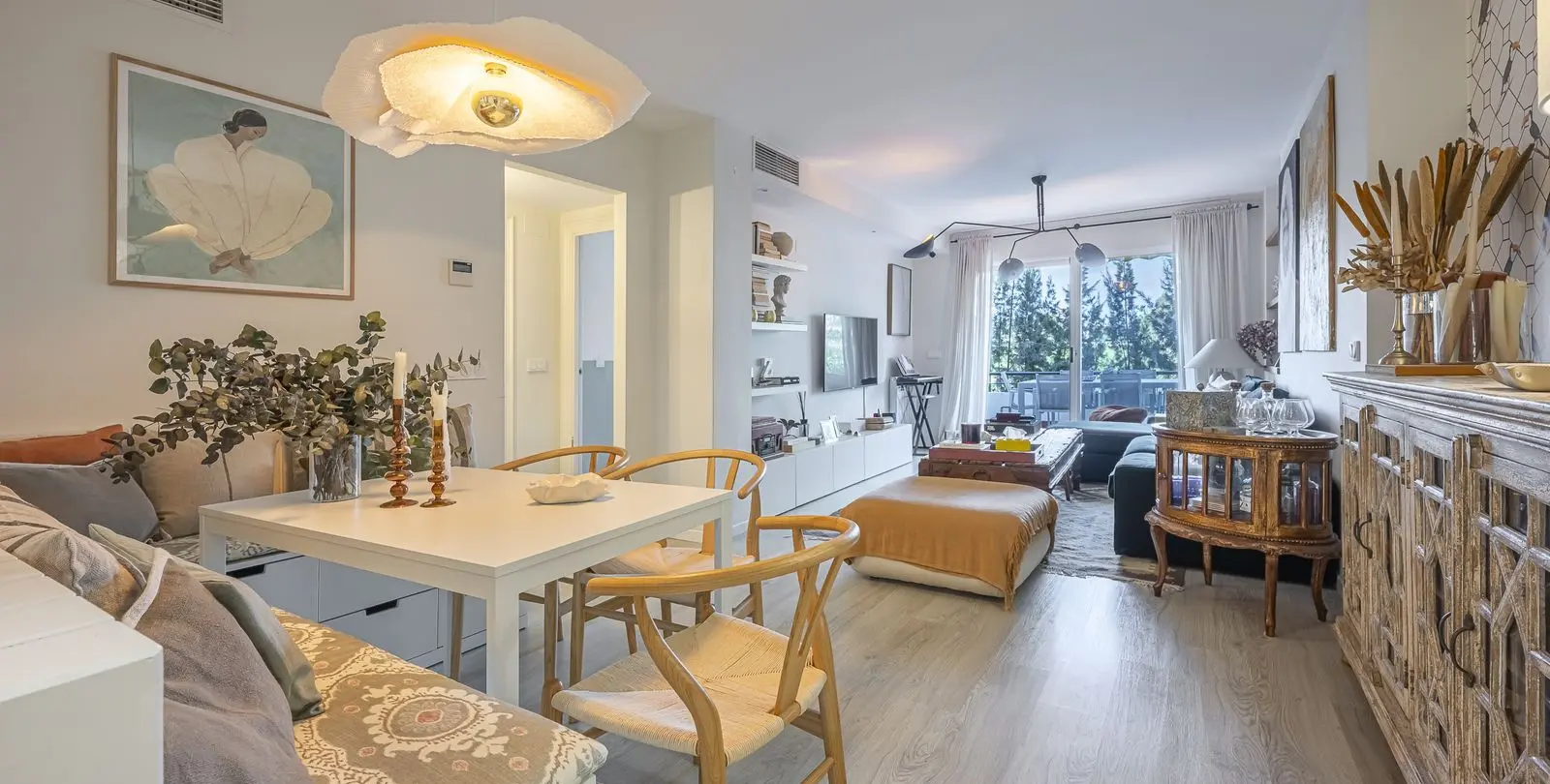Sale of middle floor apartment in Guadalmina Alta 9