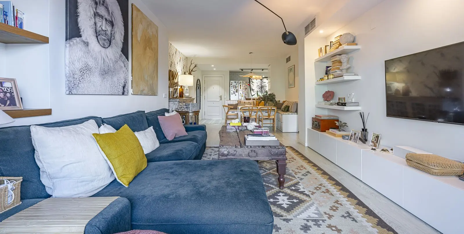 Sale of middle floor apartment in Guadalmina Alta 19