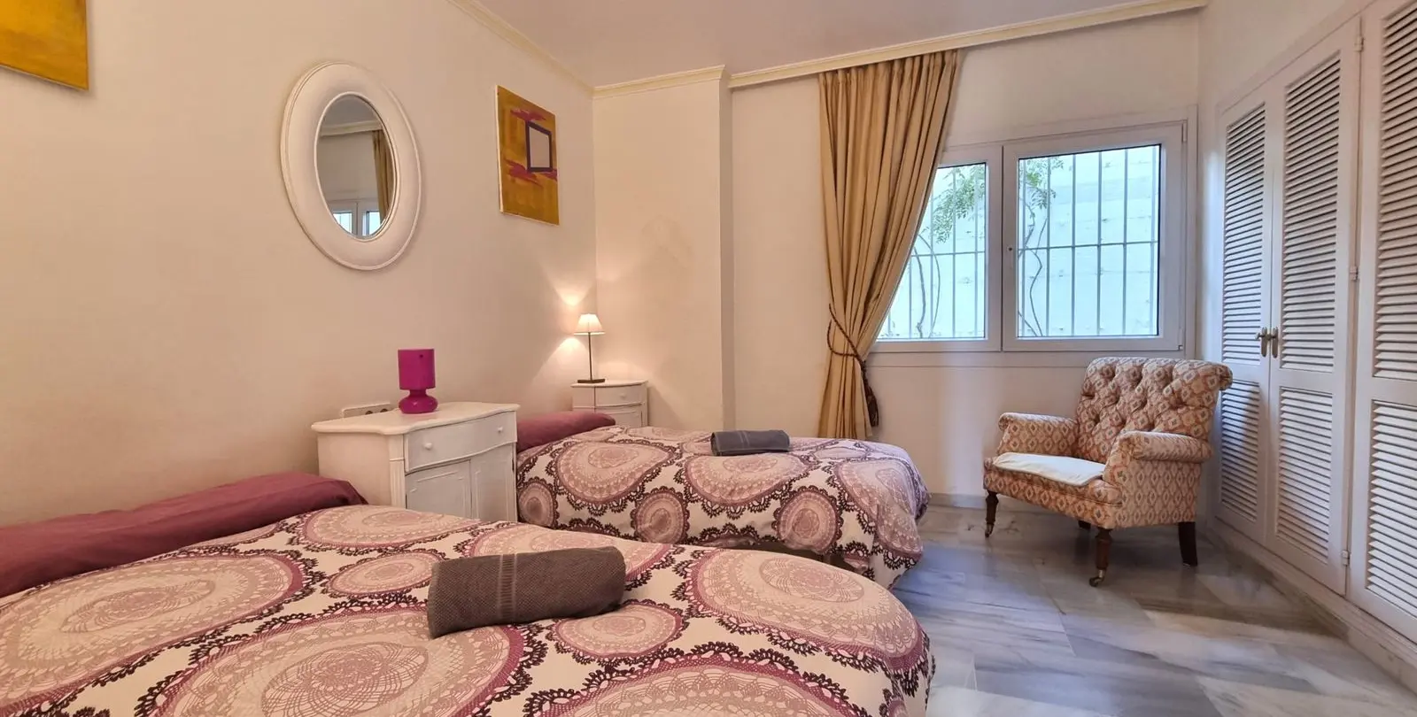 Sale of middle floor apartment in La Mairena 18