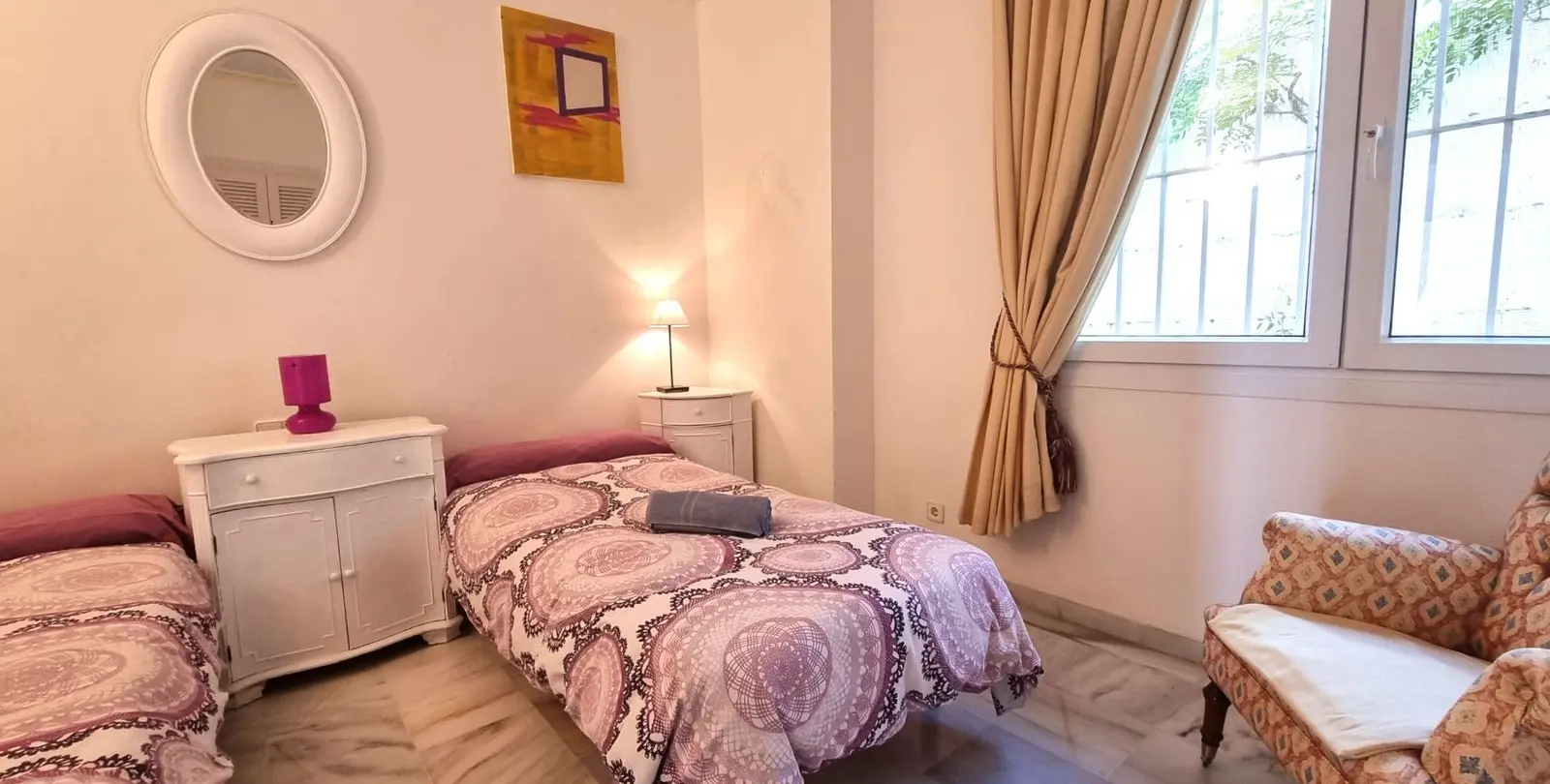 Sale of middle floor apartment in La Mairena 19