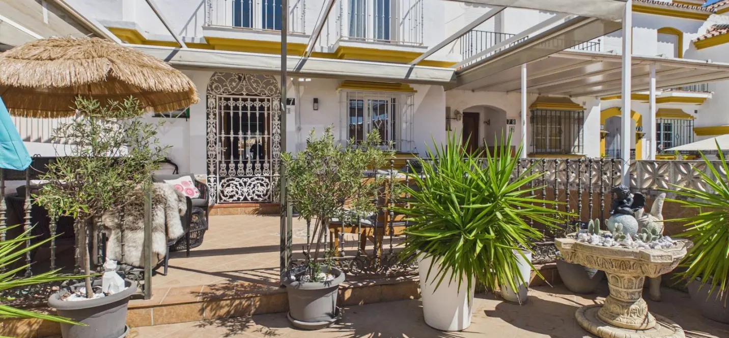 Sale of townhouse in Estepona 0